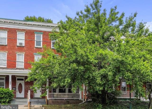 Property at 307 Summit Ave, Hagerstown, MD 21740, 5 beds, 1 bath