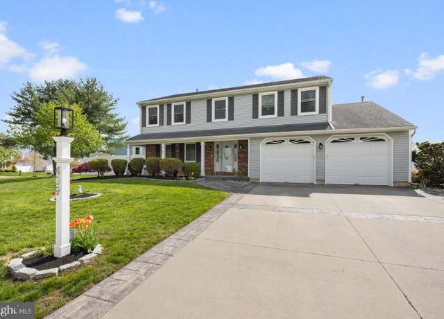 Property at 409 Sedgwick Ln, Marlton, NJ 08053, 4 beds, 2.5 baths