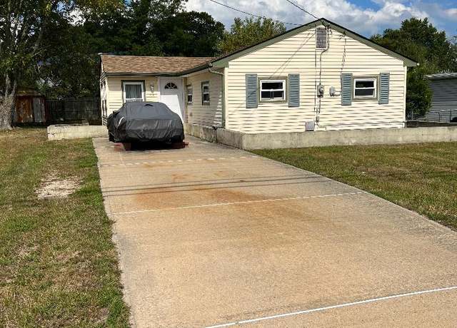 Property at 306 W Calabreeze Way, Little Egg Harbor Twp, NJ 08087, 2 beds, 1 bath