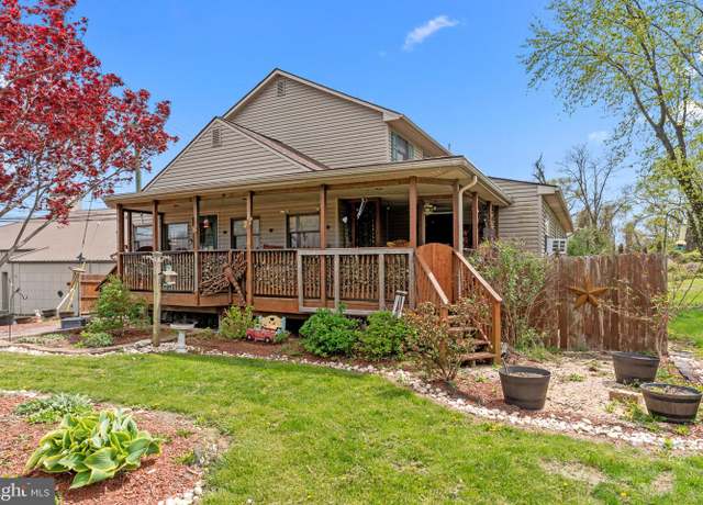 Property at 670 Lincoln Hwy, Fairless Hills, PA 19030, 5 beds, 3 baths
