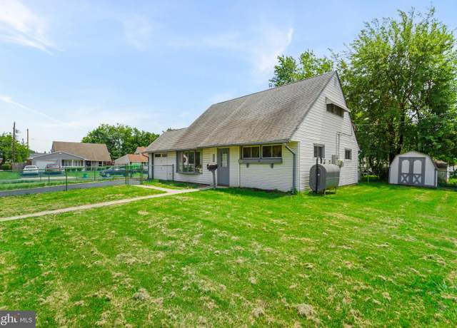 Property at 1 Indigo Turn, Levittown, PA 19057, 4 beds, 2 baths