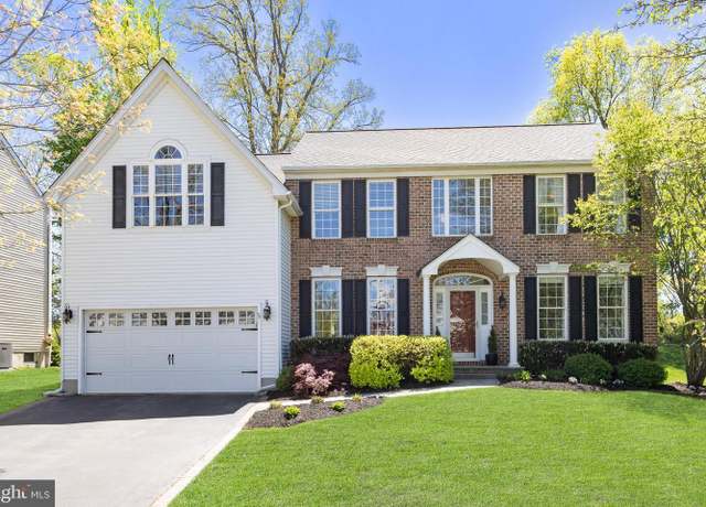 Property at 508 Crestwood Ln, Downingtown, PA 19335, 4 beds, 2.5 baths
