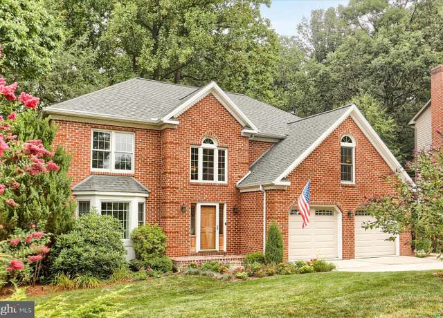 Property at 761 Zermatt Dr, Hummelstown, PA 17036, 4 beds, 3.5 baths