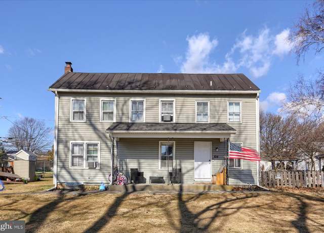 Property at 104 N Market St, Liverpool, PA 17045, 3 beds, 1.5 baths