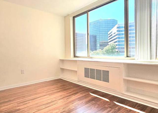 Property at 1121 Arlington Blvd #937, Arlington, VA 22209, 1 bath