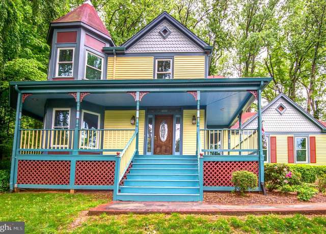 Property at 6814 Braddock Rd, Annandale, VA 22003, 3 beds, 3.5 baths