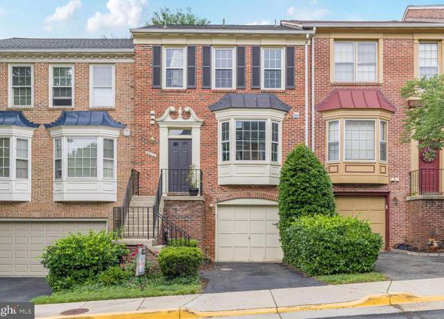 Property at 6512 Serenade Pl, Springfield, VA 22150, 3 beds, 3.5 baths