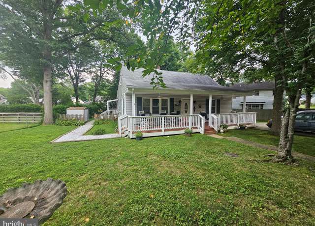 Property at 3143 Cofer Rd, Falls Church, VA 22042, 3 beds, 2 baths