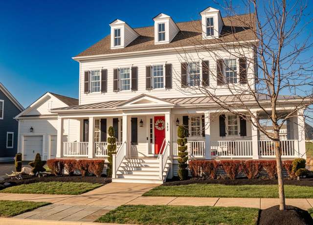 Property at 542 Wheelmen St, Middletown, DE 19709, 5 beds, 4.5 baths