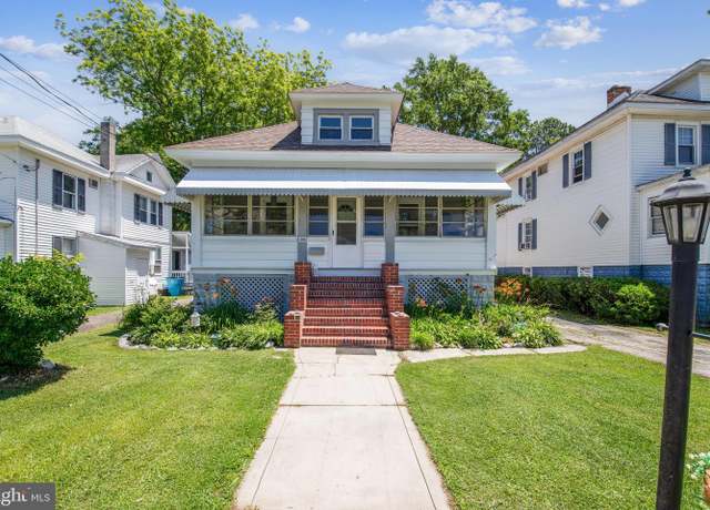 Property at 406 Myrtle St, Crisfield, MD 21817, 3 beds, 1.5 baths