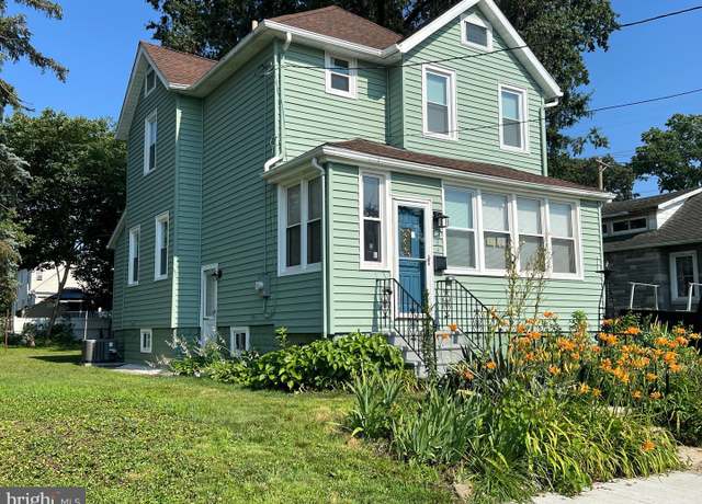 Property at 334 Rosalind Ave, Gloucester City, NJ 08030, 3 beds, 1.5 baths