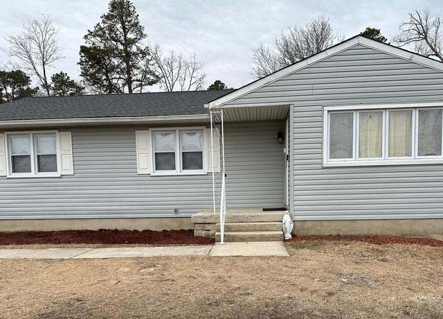 Property at 313 W Collings Dr, Williamstown, NJ 08094, 3 beds, 2 baths