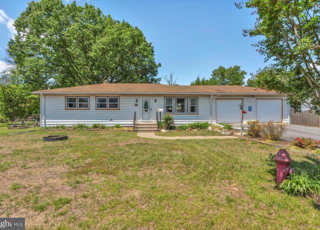 Property at 176 Morris Ave, Sewell, NJ 08080, 4 beds, 2 baths