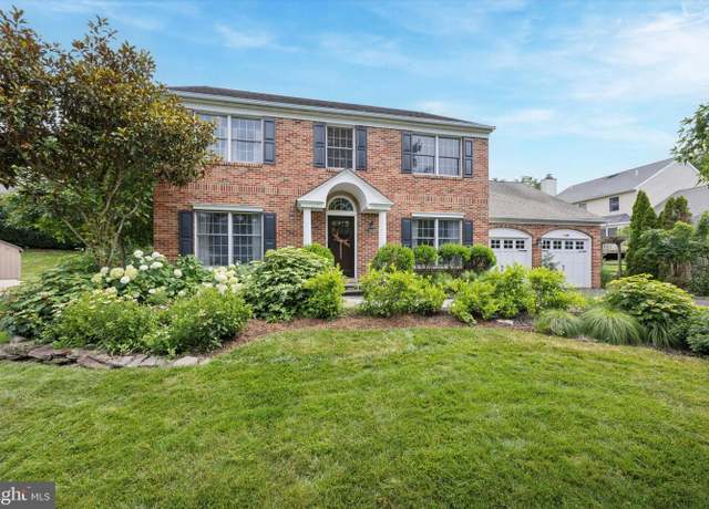 Property at 102 Homestead Ct, Chalfont, PA 18914, 4 beds, 2.5 baths