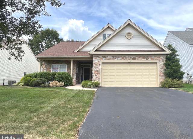 Property at 719 S Settlers Cir, Warrington, PA 18976, 2 beds, 2 baths