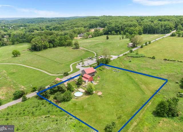 Property at 3047 Yellow Springs Rd, Malvern, PA 19355, 4 beds, 2.5 baths