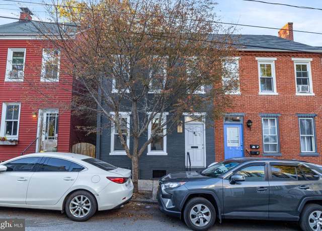 Property at 621 High St, Lancaster, PA 17603, 4 beds, 1.5 baths