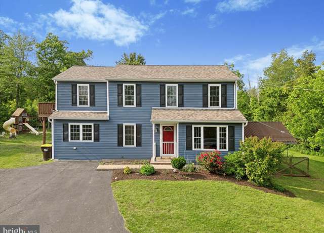 Property at 1860 Perkiomenville Rd, Harleysville, PA 19438, 5 beds, 3 baths