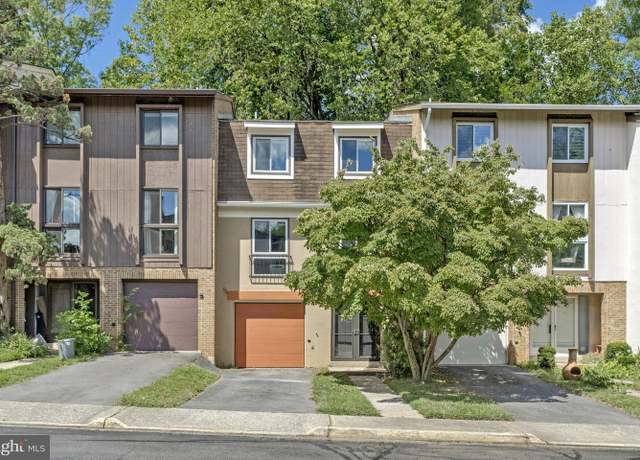 Property at 3007 Mission Square Dr, Fairfax, VA 22031, 3 beds, 2.5 baths