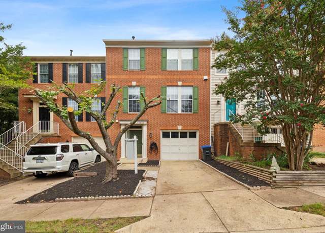 Property at 14203 Glade Spring Dr, Centreville, VA 20121, 3 beds, 2.5 baths
