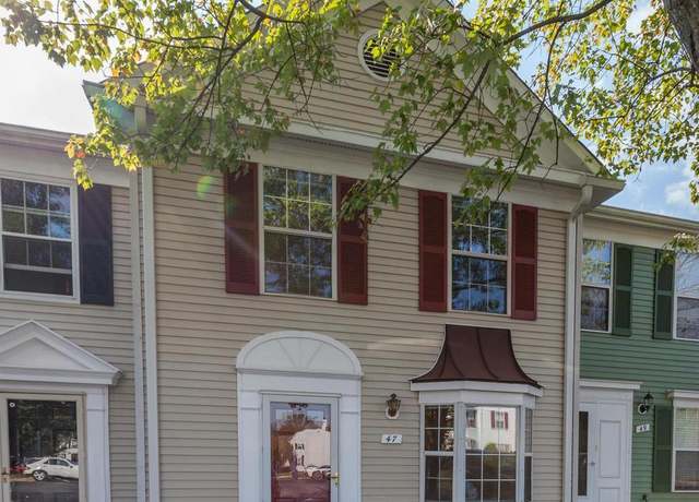 Property at 47 Quincy Ct, Sterling, VA 20165, 3 beds, 1.5 baths