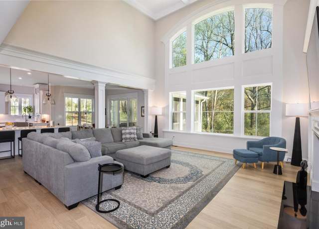 Property at 13405 Query Mill Rd, North Potomac, MD 20878, 5 beds, 5.5 baths
