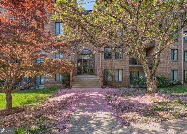 Property at 11301 Commonwealth Dr Unit T-3, Rockville, MD 20852, 3 beds, 2 baths