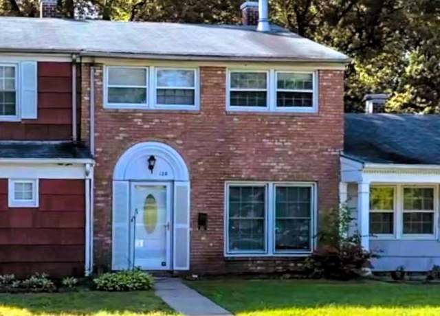 Property at 128 Rockland Dr, Willingboro, NJ 08046, 3 beds, 1.5 baths