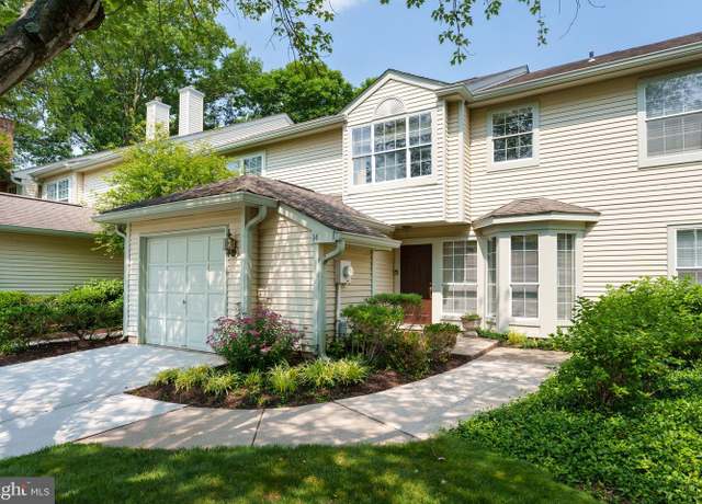 Property at 14 Kensington Ct, Princeton, NJ 08540, 3 beds, 2.5 baths