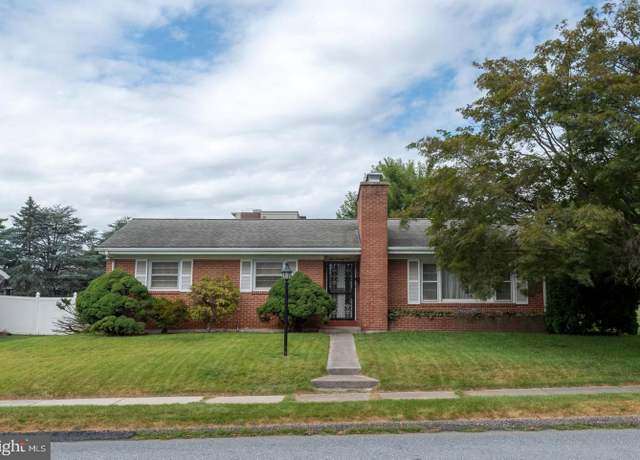 Property at 571 Beech Ave, Hershey, PA 17033, 3 beds, 1.5 baths
