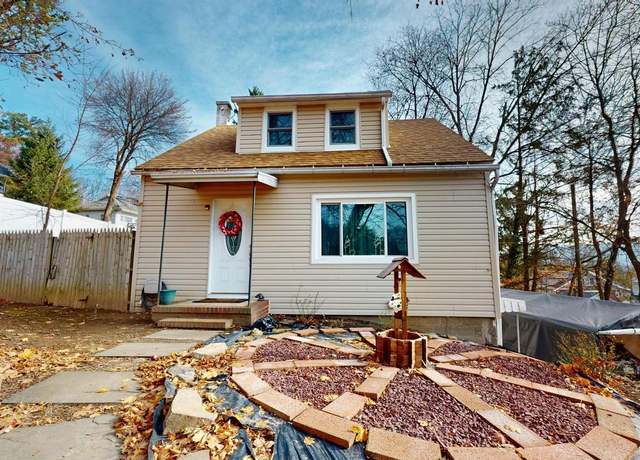 Property at 816 7th Ave, Williamsport, PA 17701, 3 beds, 2.5 baths