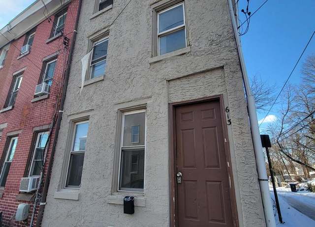 Property at 613 Walnut St, Norristown, PA 19401, 3 beds, 1 bath