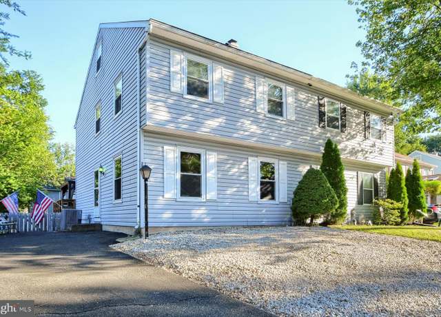 Property at 291 Cricklewood, Lansdale, PA 19446, 3 beds, 1.5 baths