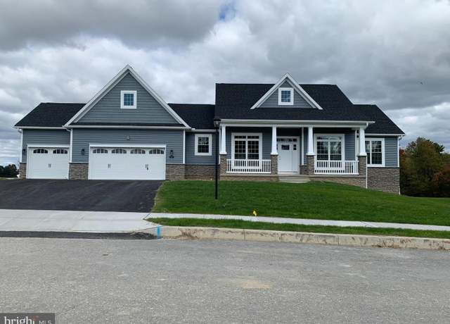 Property at 116 Onyx Dr #51, Hanover, PA 17331, 3 beds, 3.5 baths