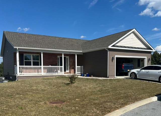 Property at 419 Heritage Hills Dr, Martinsburg, WV 25405, 5 beds, 3 baths