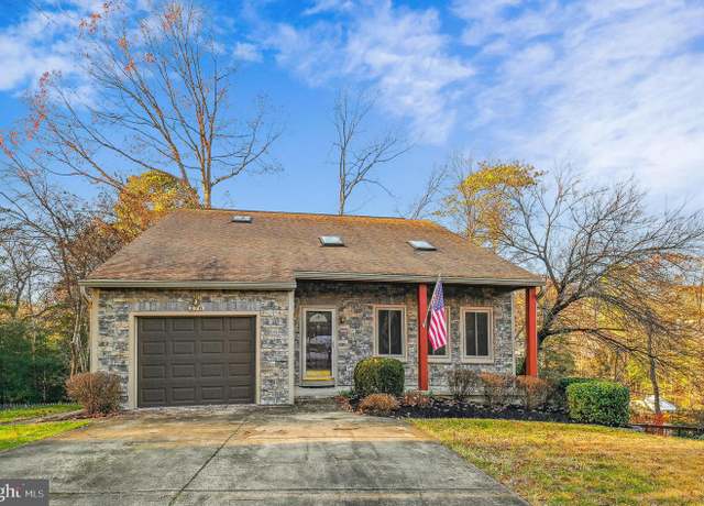 Property at 276 Capote Ct W, Severna Park, MD 21146, 4 beds, 2.5 baths