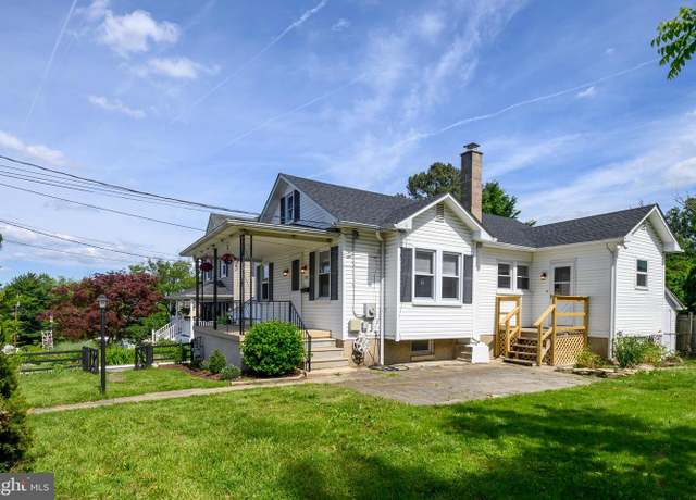 Property at 516 Bloomingdale Ave, Catonsville, MD 21228, 2 beds, 1.5 baths