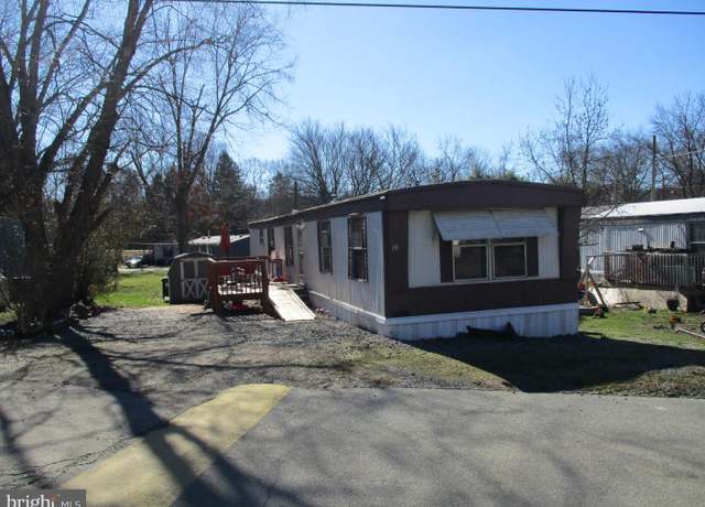 Property at 10 Saddler Ave, Elkton, MD 21921, 4 beds, 1 bath
