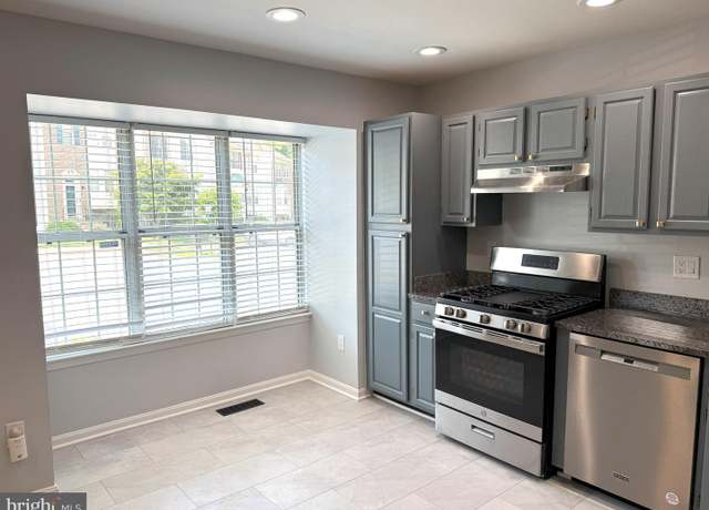 Property at 618 Evening Star Pl, Bowie, MD 20721, 2 beds, 3.5 baths