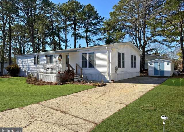 Property at 17 Susan Dr, Barnegat, NJ 08005, 2 beds, 2 baths