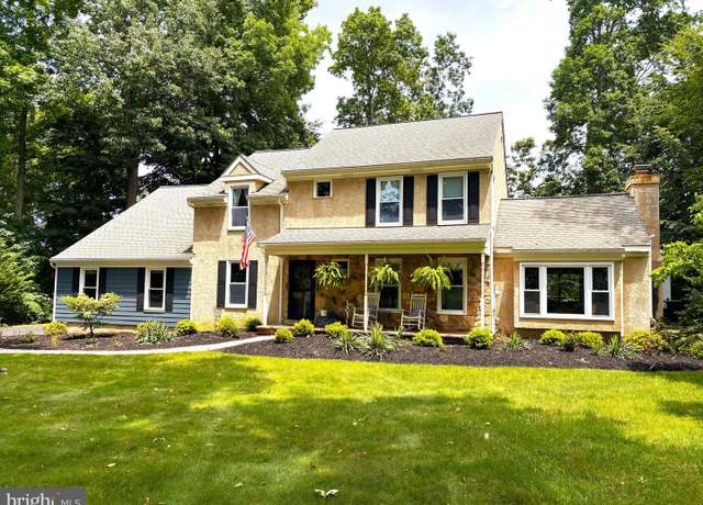 Property at 20 Heron Hill Dr, Downingtown, PA 19335, 4 beds, 2.5 baths