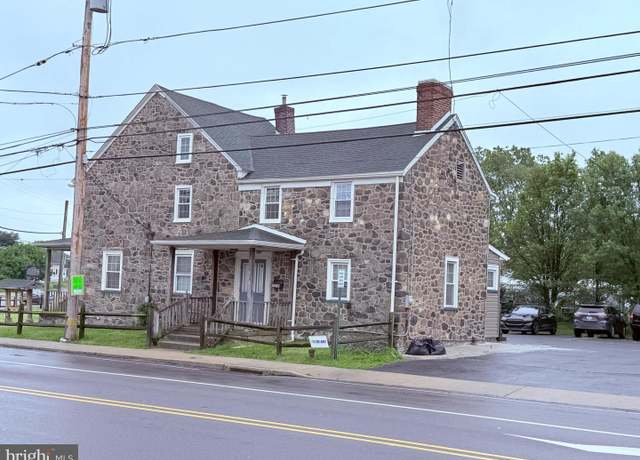 Property at 2410 Chichester Ave, Upper Chichester, PA 19061, 4 beds, 1.5 baths