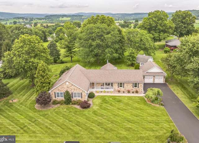 Property at 109 Fairfield Dr, Barto, PA 19504, 4 beds, 3.5 baths