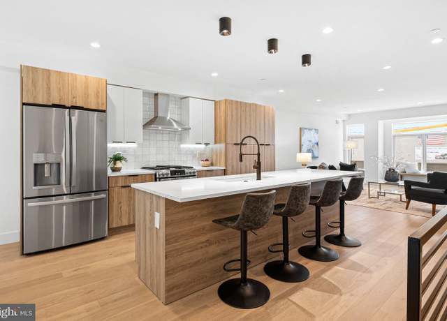Property at 2811 S Hutchinson St, Philadelphia, PA 19148, 4 beds, 4.5 baths