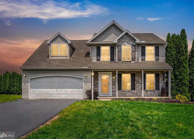 Property at 405 Lynne Dr, Mount Wolf, PA 17347, 4 beds, 2.5 baths