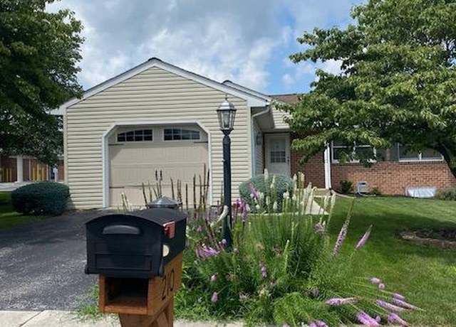 Property at 210 Kennedy Ct, Hanover, PA 17331, 2 beds, 2 baths