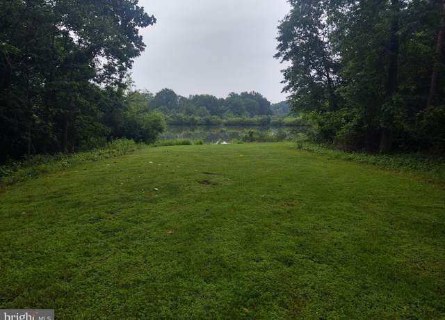 Property at 15564 Smithfield Pl, Centreville, VA 20120