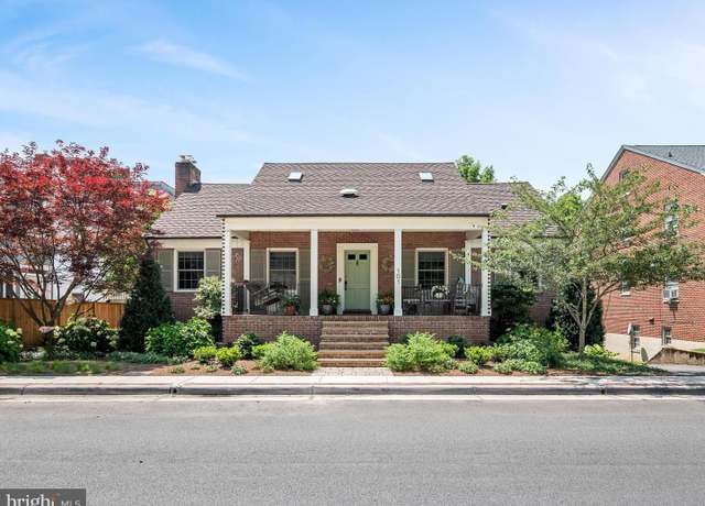 Property at 101 Morgan St, Winchester, VA 22601, 4 beds, 3 baths