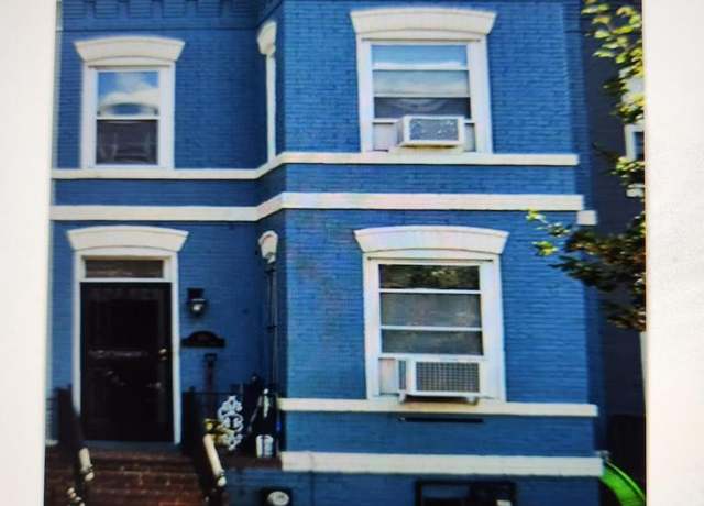 Property at 919 F St NE, Washington, DC 20002, 3 beds, 1 bath