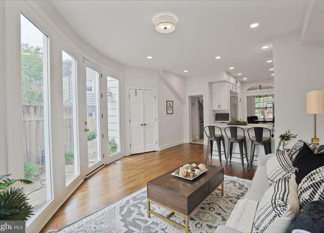 Property at 5431 32nd St NW, Washington, DC 20015, 4 beds, 4 baths